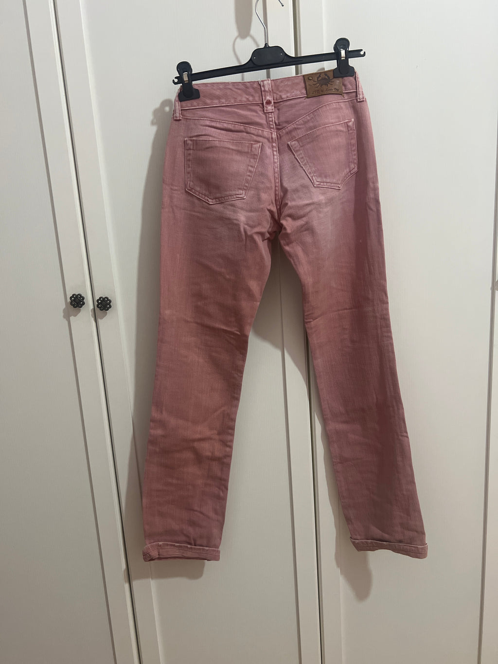Jeans color rosa